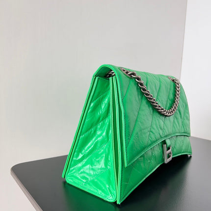 CRUSH CHAINED BAG 32 IN GREEN QUILTED CRUSHED CALFSKIN SILVER HARDWARE