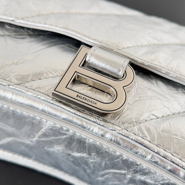 CRUSH CHAINED BAG 25 IN SILVER METALLIC QUILTED CRUSHED CALFSKIN