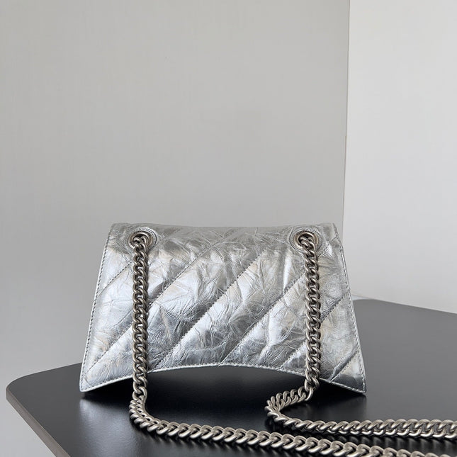 CRUSH CHAINED BAG 25 IN SILVER METALLIC QUILTED CRUSHED CALFSKIN