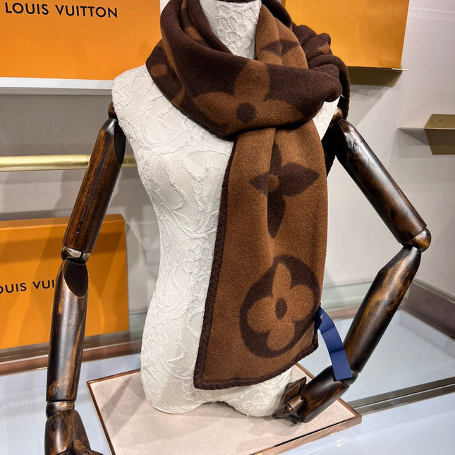 LV SCARF 240 CM IN CASHMERE 737199