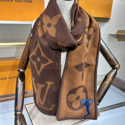 LV SCARF 240 CM IN CASHMERE 737199