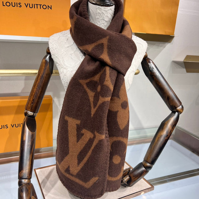 LV SCARF 240 CM IN CASHMERE 737199