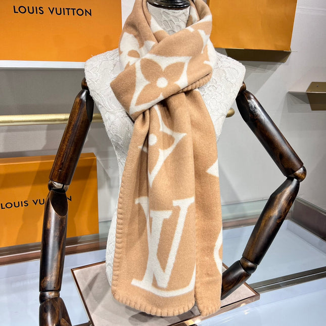 LV SCARF 240 CM IN CASHMERE 737198