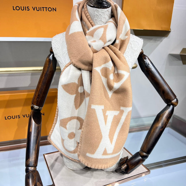 LV SCARF 240 CM IN CASHMERE 737198