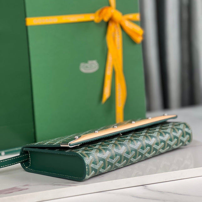 MONTE-CARLO PM CLUTCH 25 IN GREEN GOYARDINE CANVAS