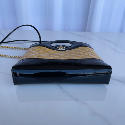 CC MINI 23 SHOPPING BAG IN GLOSSY BLACK MIX MUSTARD YELLOW CALFSKIN
