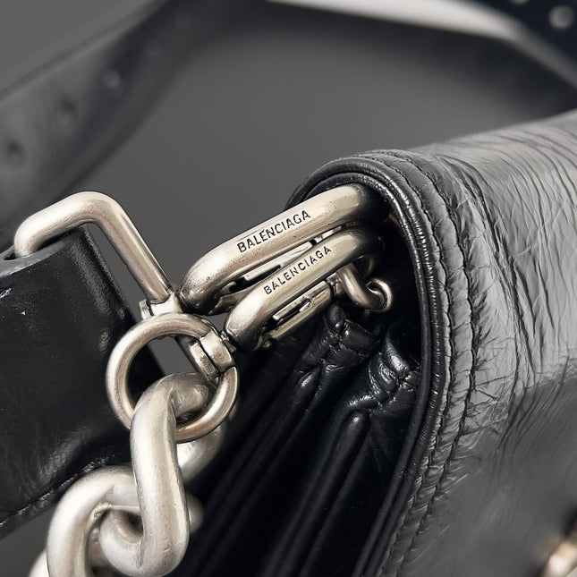 BB SOFT FLAP BAG 25 IN BLACK PEACH CALFSKIN SILVER HARDWARE