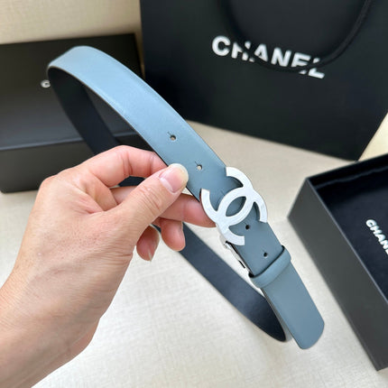 CC 30MM BELT IN STONE BLUE AND BLACK CALFSKIN WITH SILVER HARDWARE