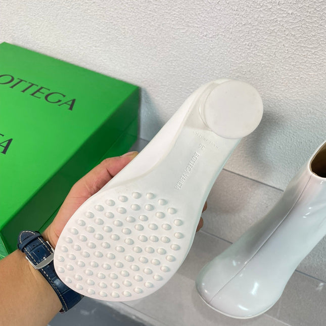 ATOMIC ANKLE BOOT IN WHITE CALFSKIN 75 MM