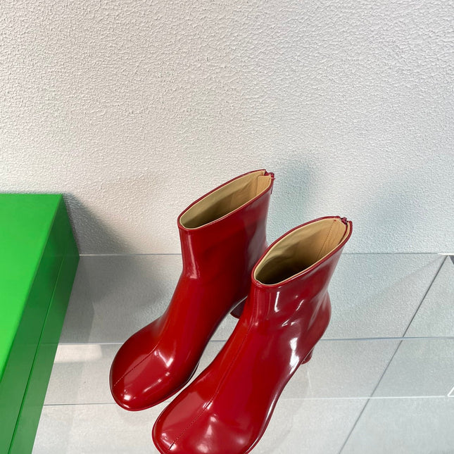 ATOMIC ANKLE BOOT IN RUBY RED CALFSKIN 75 MM