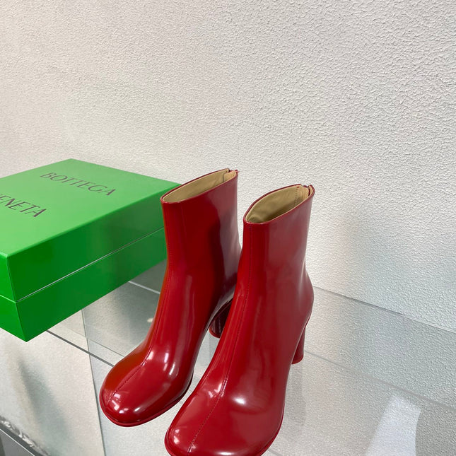 ATOMIC ANKLE BOOT IN RUBY RED CALFSKIN 75 MM