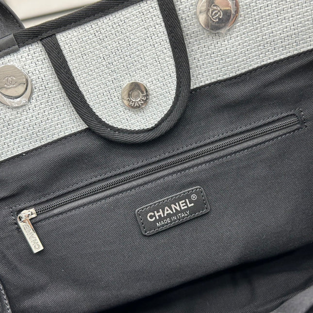 CC DEAUVILLE LARGE 38 TOTE BAG IN LIGHT GREY CANVAS WITH BLACK LOGO