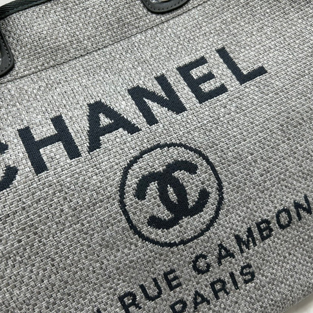 CC DEAUVILLE LARGE 38 TOTE BAG IN GREY CANVAS WITH BLACK LOGO