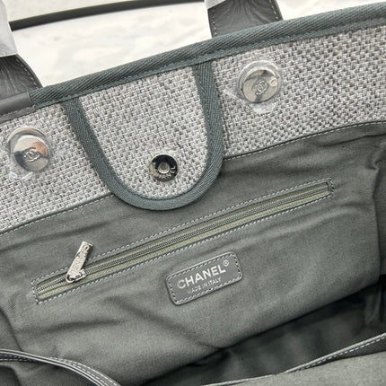 CC DEAUVILLE LARGE 38 TOTE BAG IN GREY CANVAS WITH BLACK LOGO