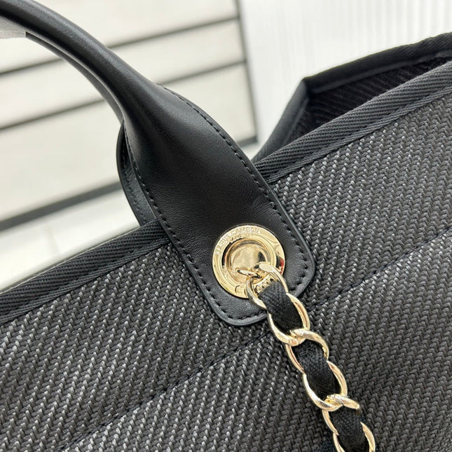 CC DEAUVILLE LARGE 38 TOTE BAG IN BLACK CANVAS