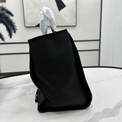 CC DEAUVILLE LARGE 38 TOTE BAG IN BLACK CANVAS