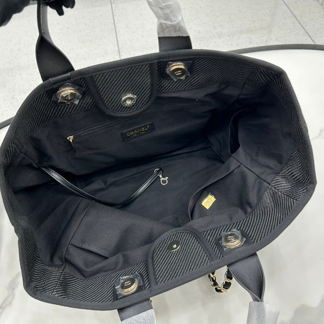 CC DEAUVILLE LARGE 38 TOTE BAG IN BLACK CANVAS