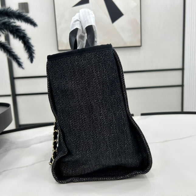CC DEAUVILLE LARGE 38 TOTE BAG IN BLACK CANVAS WITH WHITE LOGO EMBROIDERED