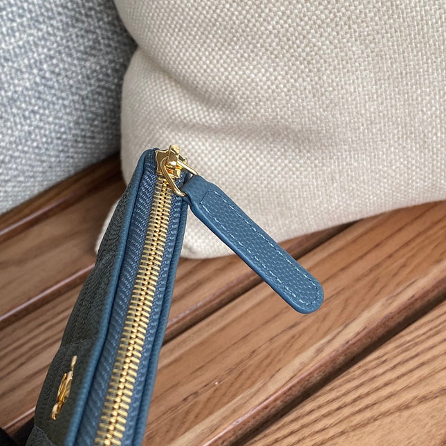 CC CLASSIC SMALL 15 ZIPPED POUCH IN TEAL GREEN GRAINED CALFSKIN