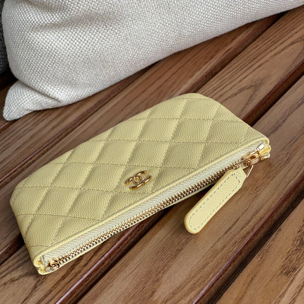 CC CLASSIC SMALL 15 ZIPPED POUCH IN YELLOW CORN GRAINED CALFSKIN