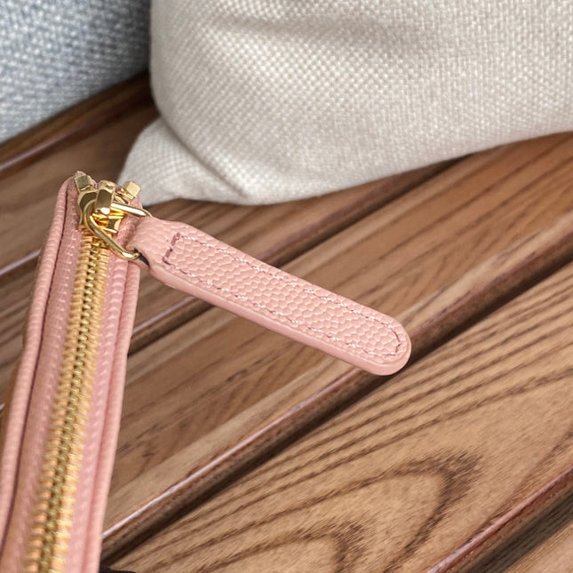CC CLASSIC SMALL 15 ZIPPED POUCH IN LIGHT PINK GRAINED CALFSKIN