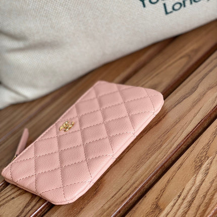 CC CLASSIC SMALL 15 ZIPPED POUCH IN LIGHT PINK GRAINED CALFSKIN
