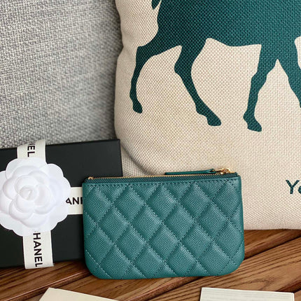 CC CLASSIC SMALL 15 ZIPPED POUCH IN PINE GREEN GRAINED CALFSKIN