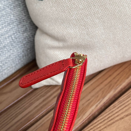 CC CLASSIC SMALL 15 ZIPPED POUCH IN CRIMSON RED GRAINED CALFSKIN