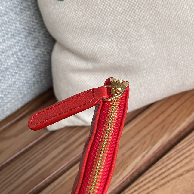 CC CLASSIC SMALL 15 ZIPPED POUCH IN CRIMSON RED GRAINED CALFSKIN