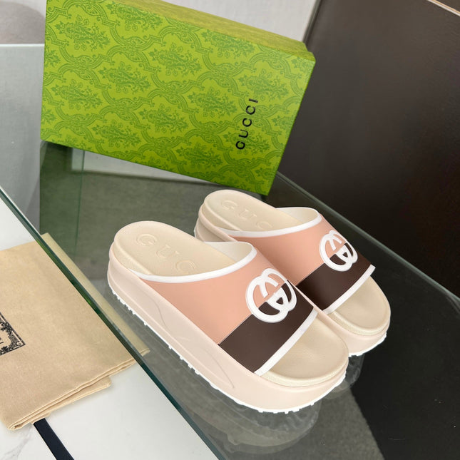 INTERLOCKING G SLIDE SANDAL IN WHITE CREAM MIX COLORFUL IMPORTED TPU