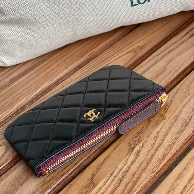 CC CLASSIC SMALL 15 ZIPPED POUCH IN BLACK CALFSKIN
