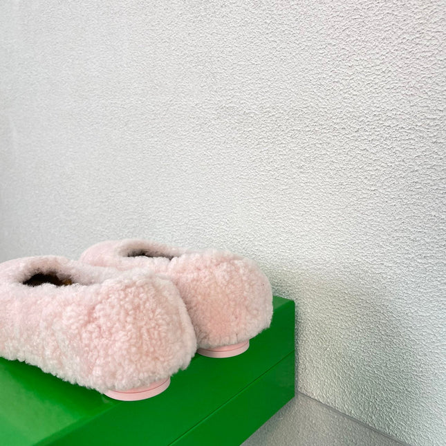 ATOMIC SHEARLING BALLERINA FLATS LIGHT PINK
