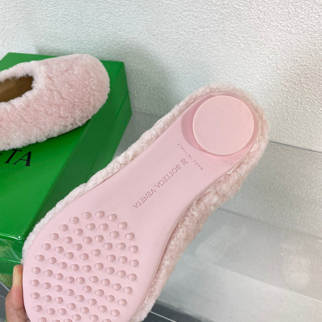 ATOMIC SHEARLING BALLERINA FLATS LIGHT PINK