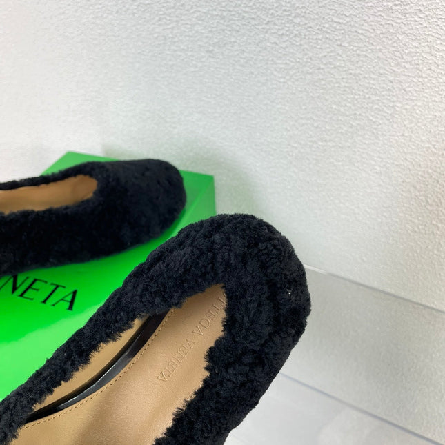 ATOMIC SHEARLING BALLERINA FLATS BLACK