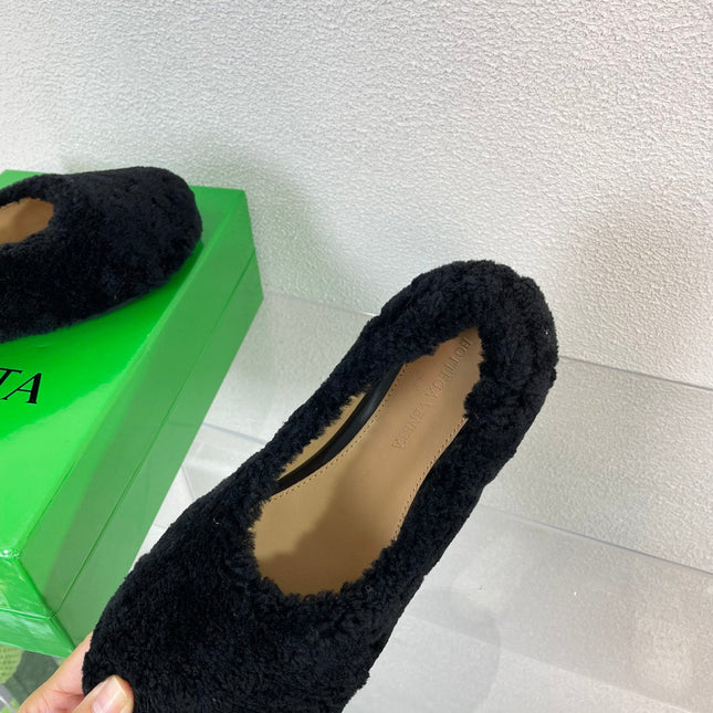 ATOMIC SHEARLING BALLERINA FLATS BLACK