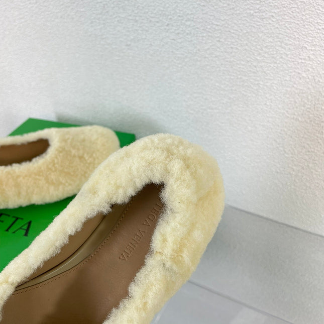 ATOMIC SHEARLING BALLERINA FLATS LIGHT YELLOW