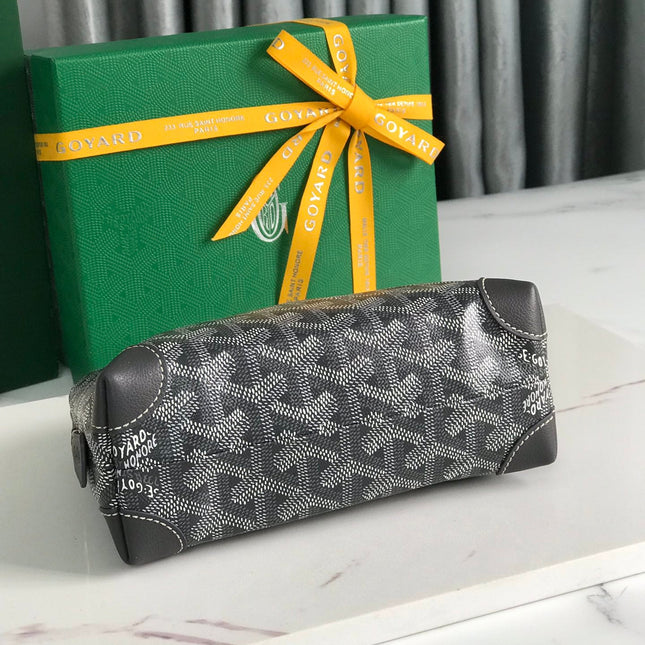 VENDÔME COSMETIC POUCH 17 IN GREY BLACK GOYARDINE CANVAS AND CALFSKIN TRIM
