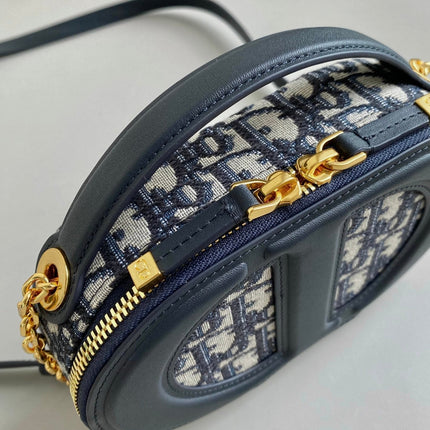 SIGNATURE 18 OVAL BAG IN BLUE OBLIQUE JACQUARD