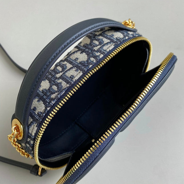 SIGNATURE 18 OVAL BAG IN BLUE OBLIQUE JACQUARD