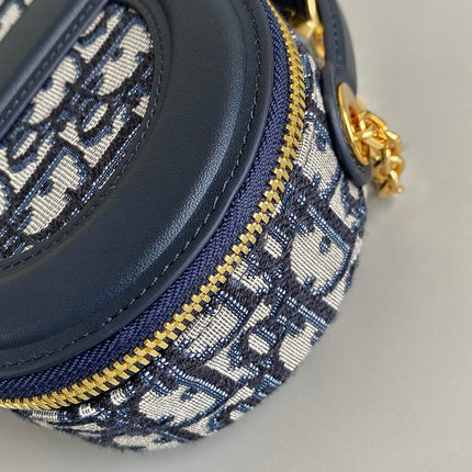 SIGNATURE 18 OVAL BAG IN BLUE OBLIQUE JACQUARD