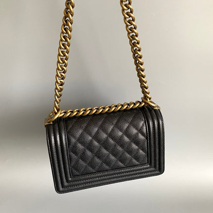 SMALL BOY BAG 20 IN BLACK LAMBSKIN GOLD HARDWARE