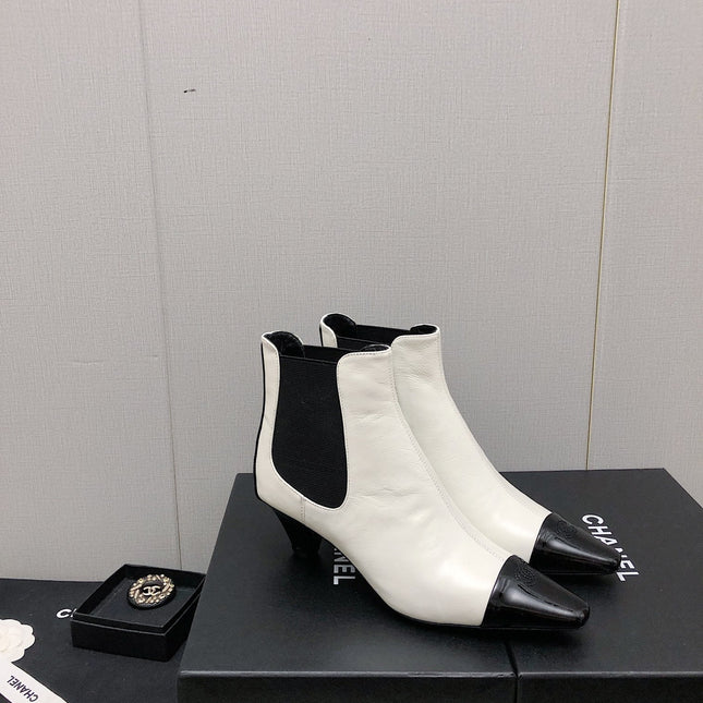 SHORT BOOTS IN WHITE MIX BLACK SHEEPSKIN