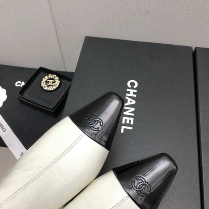 SHORT BOOTS IN WHITE MIX BLACK SHEEPSKIN