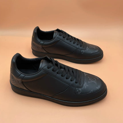 LV RIVOLI SNEAKER BLACK