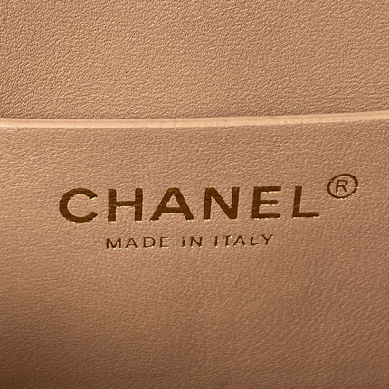 CC SMALL 20 FLAP BAG IN CAMEL BEIGE CALFSKIN GOLD HARDWARE