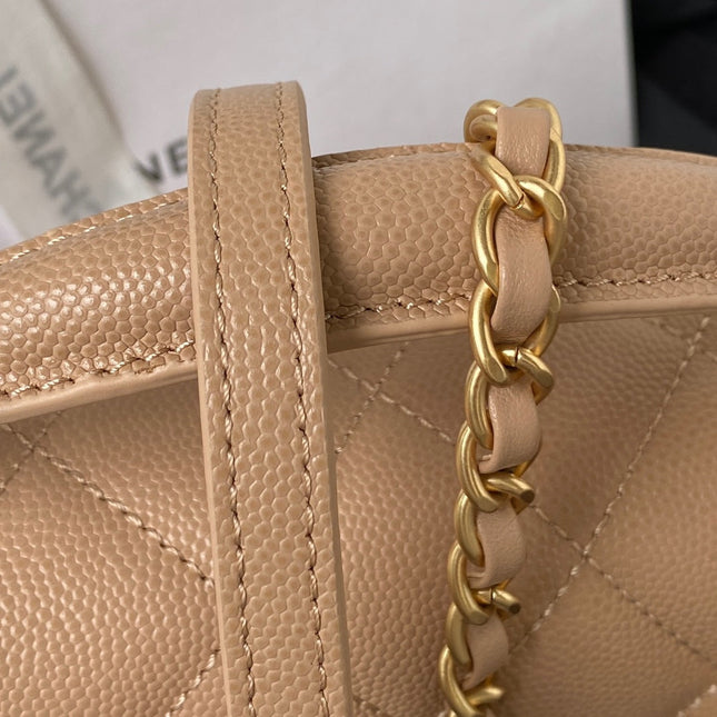 CC SMALL 20 FLAP BAG IN CAMEL BEIGE CALFSKIN GOLD HARDWARE