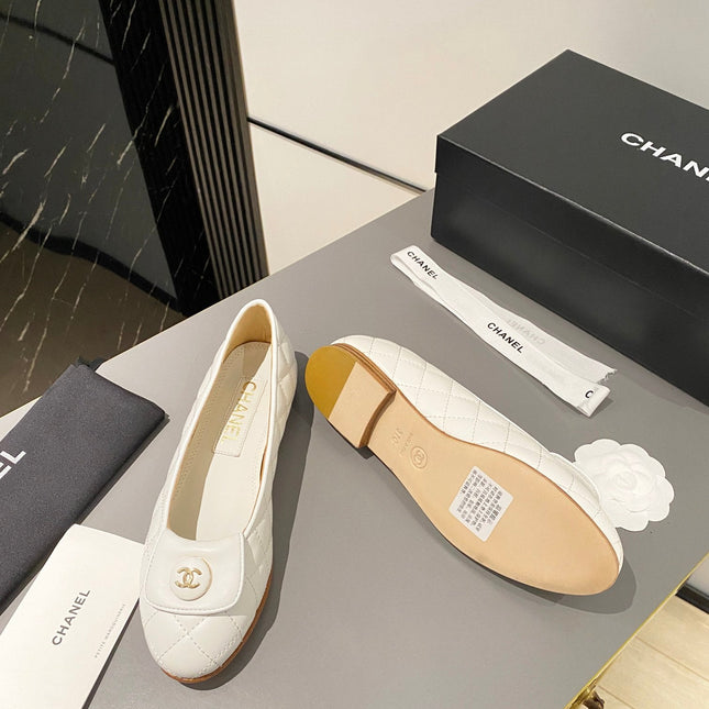 BALLET FLAT WHITE LAMBSKIN