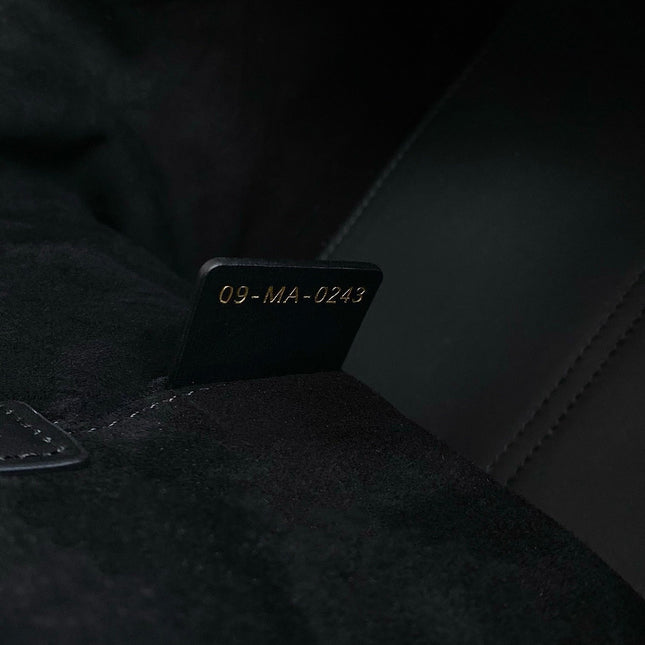 TOUJOURS 28 BAG IN BLACK LAMBSKIN