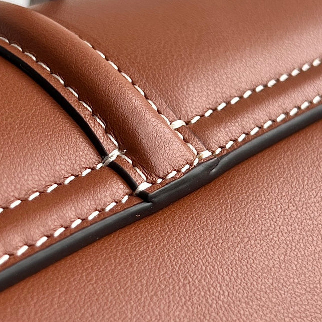 SOFT 18 CINNAMON BROWN CALFSKIN