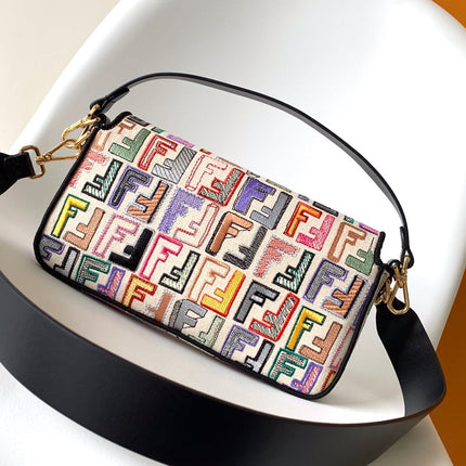 Fend Baguette Black and Multicolour Canvas Bag 27 with FF Embroidery Ghw